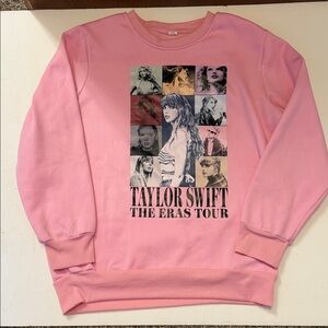 Taylor Swift The Eras Tour Sweatshirt Size Large! New, No tags, Concert shirt!